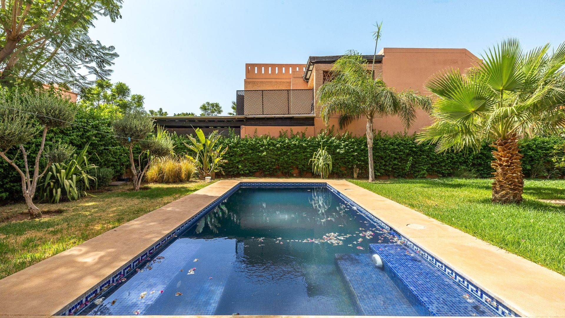 Buy Villa 6&nbsp;rooms 450&nbsp;m² Marrakech