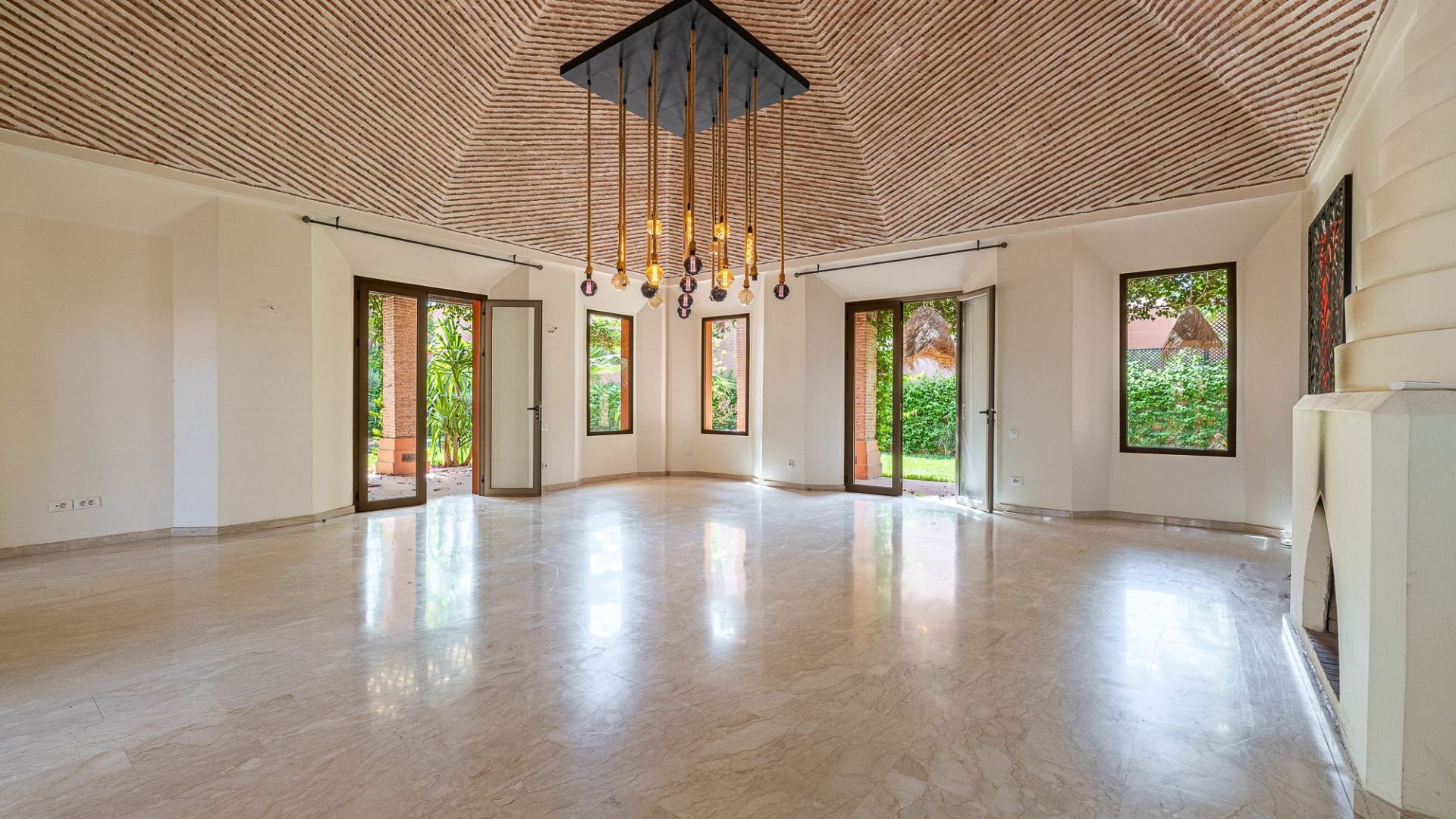 Buy Villa 6&nbsp;rooms 450&nbsp;m² Marrakech