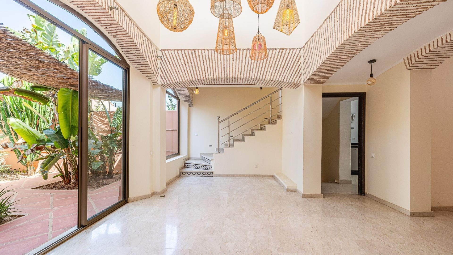 Buy Villa 6&nbsp;rooms 450&nbsp;m² Marrakech