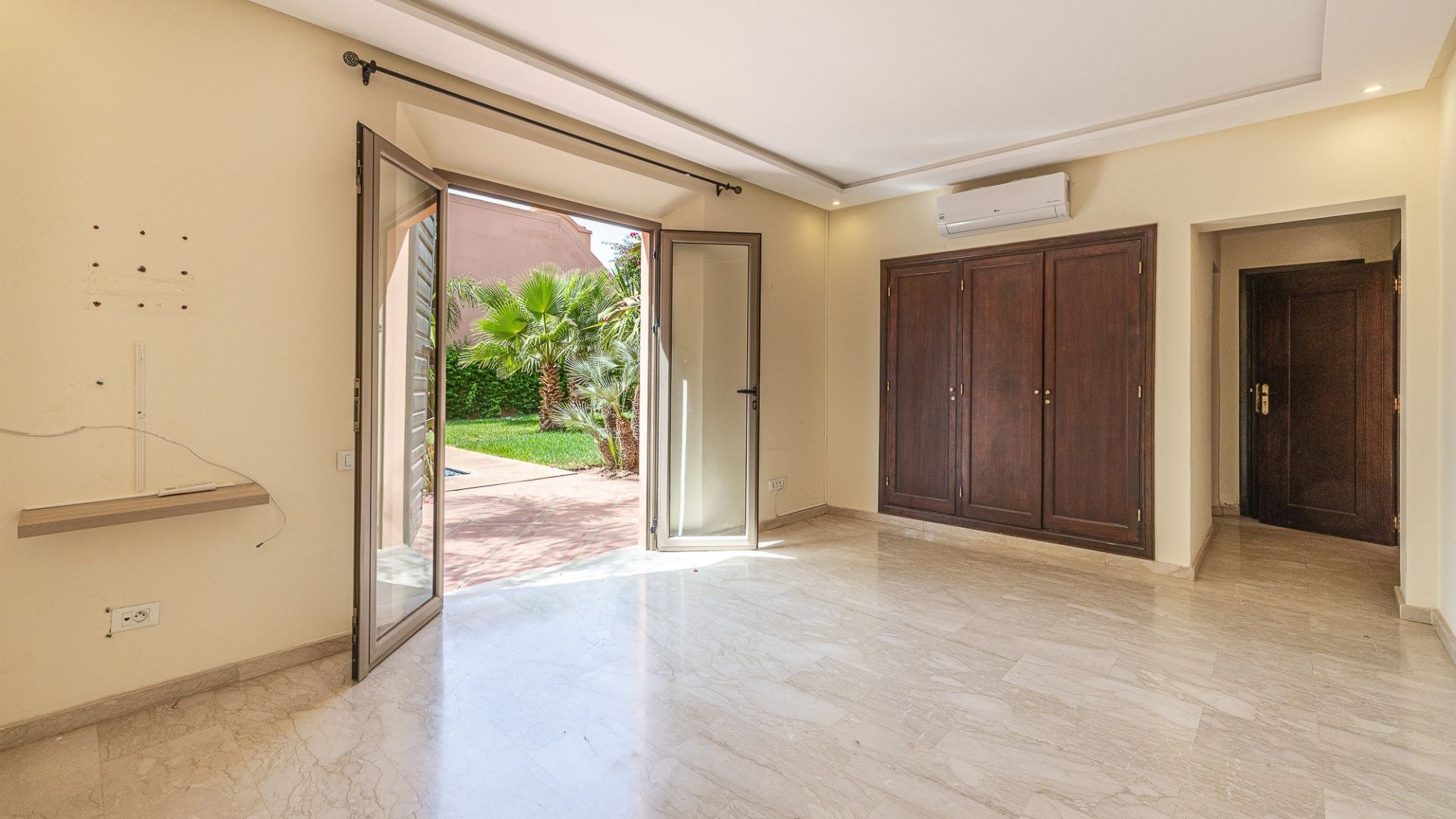 Buy Villa 6&nbsp;rooms 450&nbsp;m² Marrakech