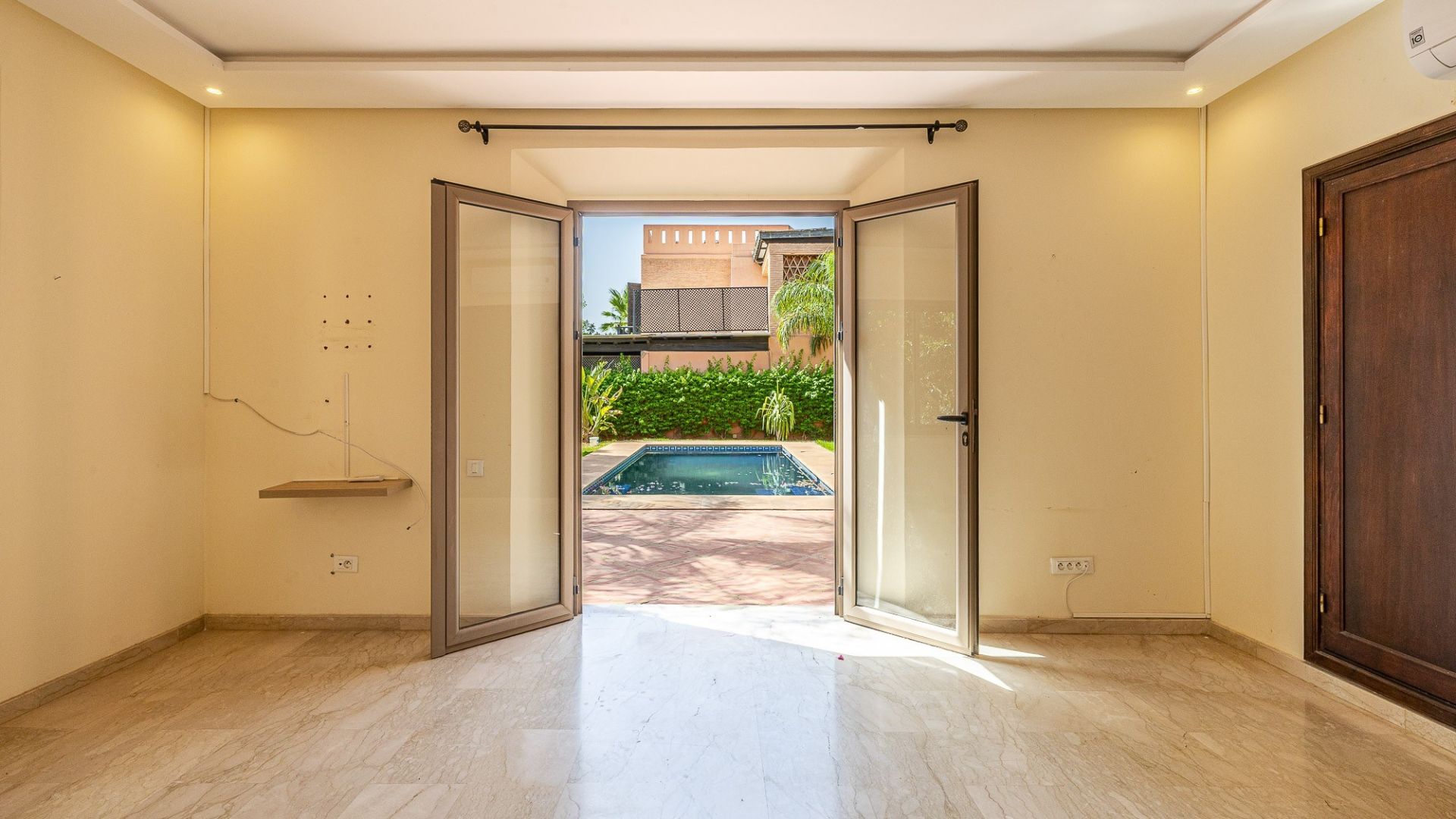 Buy Villa 6&nbsp;rooms 450&nbsp;m² Marrakech