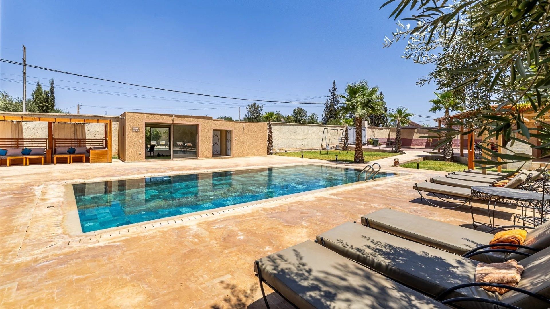 Buy Villa 13&nbsp;rooms 500&nbsp;m² Marrakech