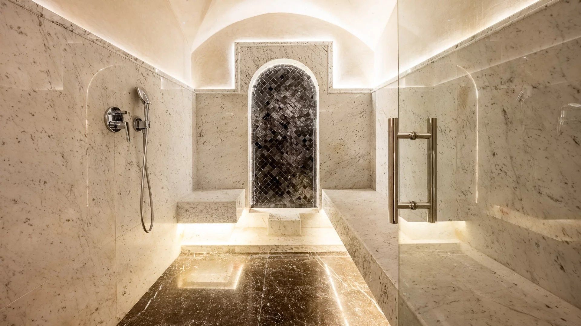 Rent Villa 7 rooms 440 m² Marrakech