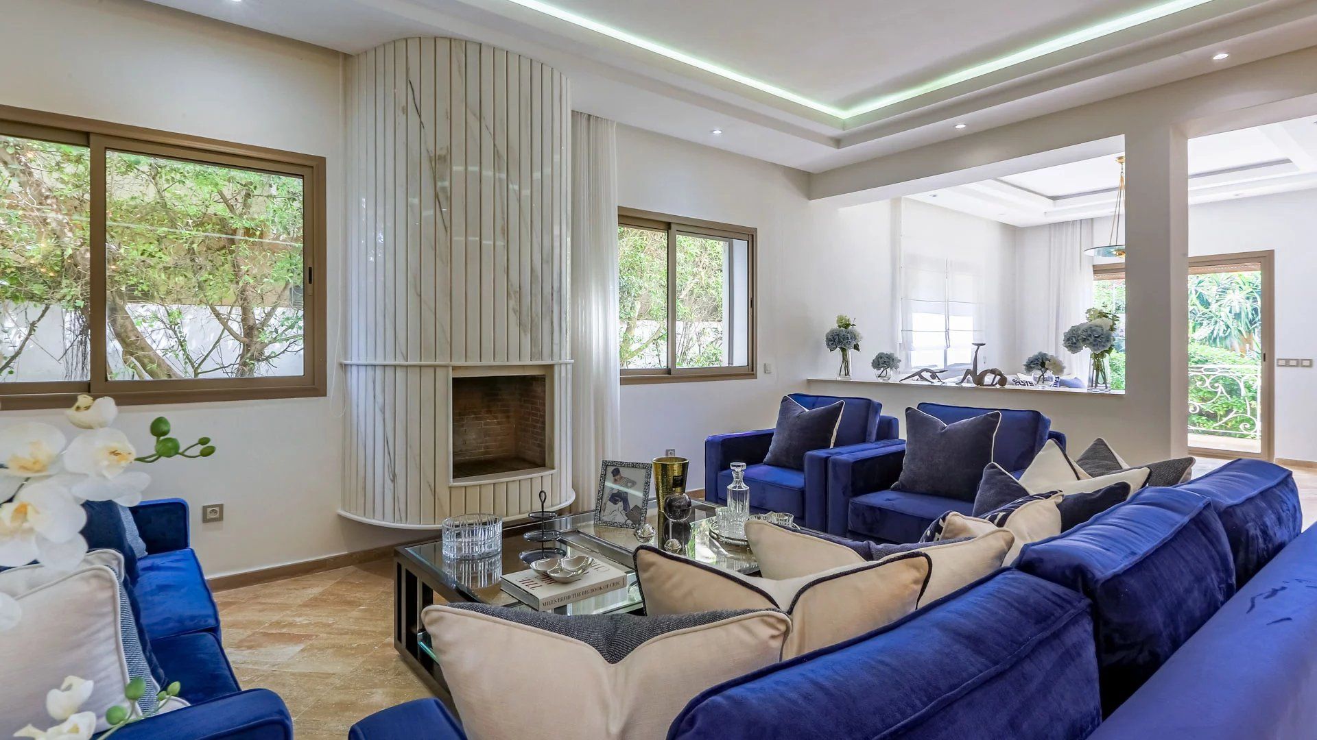 Buy House 6&nbsp;rooms 500&nbsp;m² Casablanca