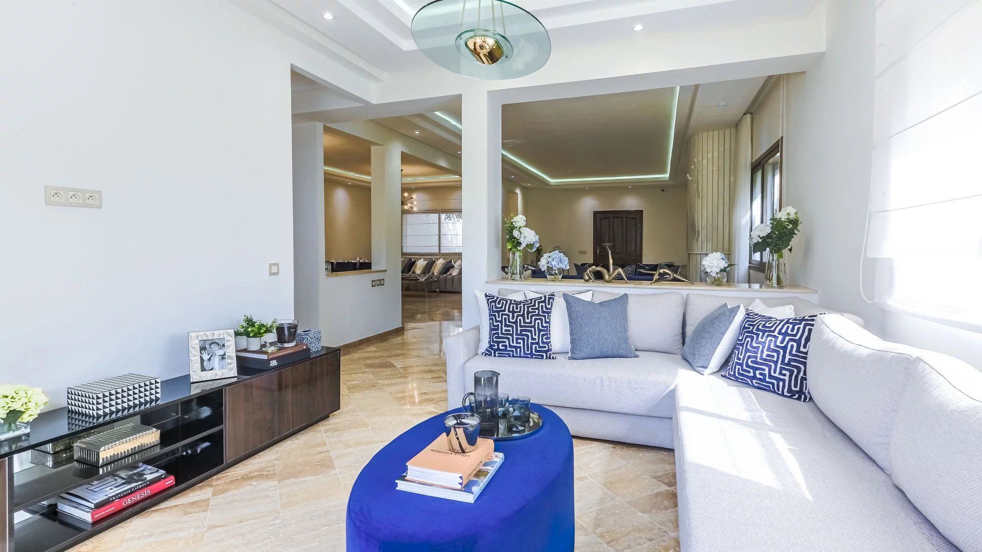 Buy House 6&nbsp;rooms 500&nbsp;m² Casablanca