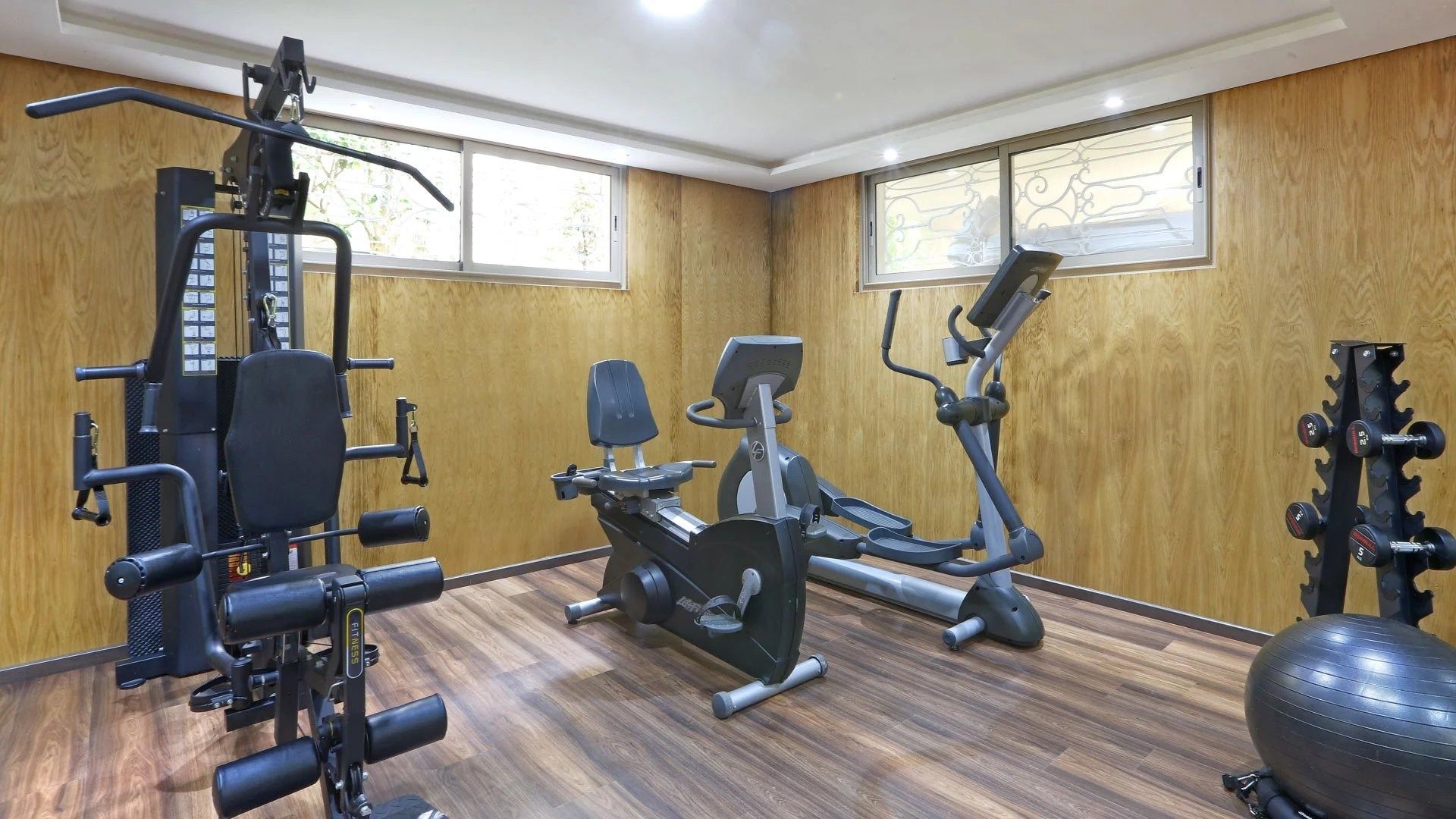 Buy House 6&nbsp;rooms 500&nbsp;m² Casablanca