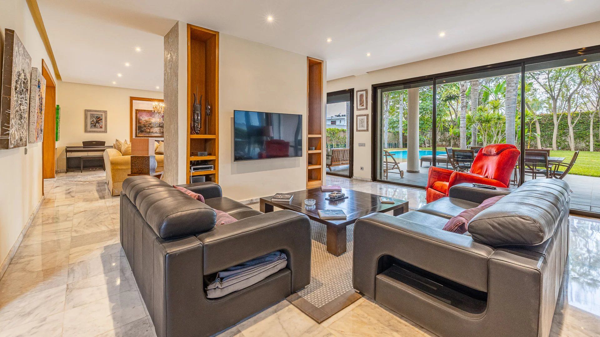 Rent Villa 7 rooms 760 m² Casablanca