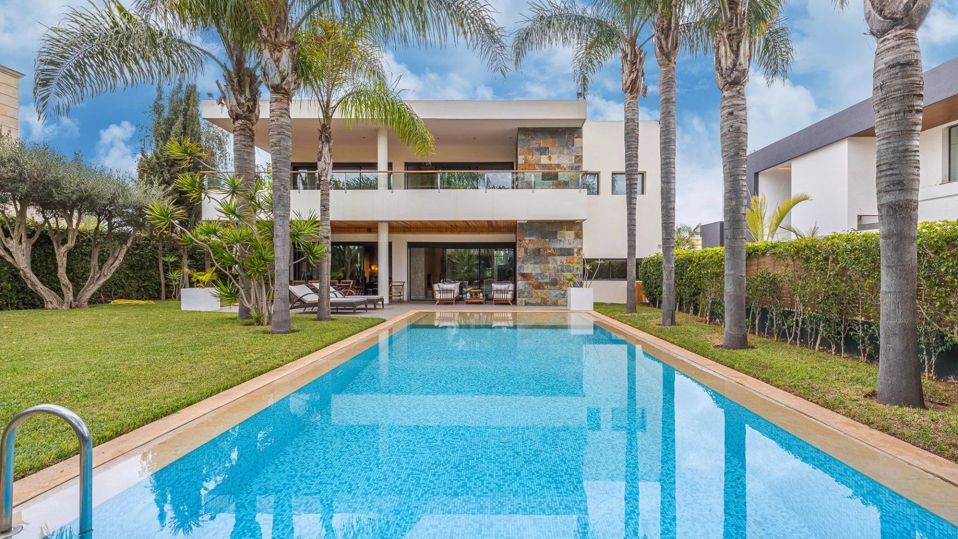 Louer Villa 7 pièces 760 m² Casablanca