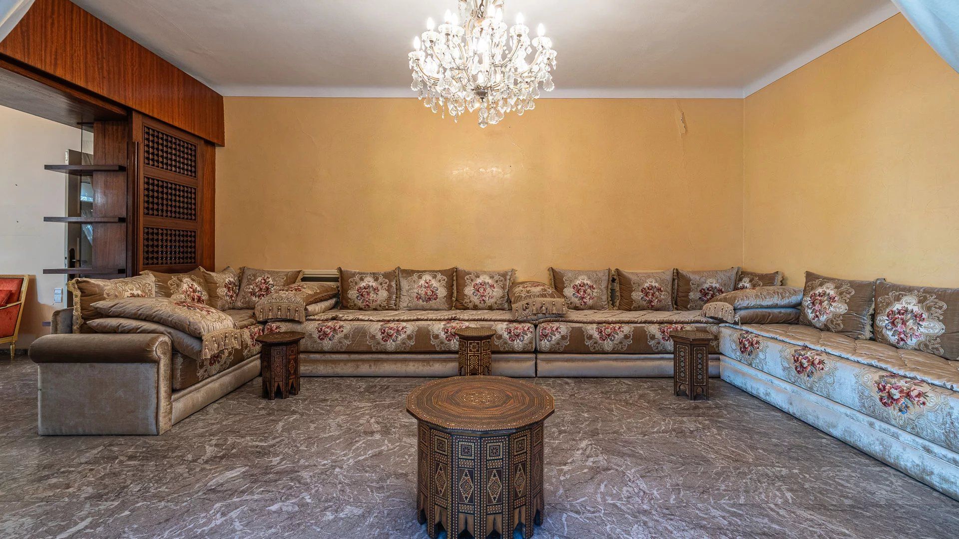 Buy Villa 8 rooms 700 m² Rabat