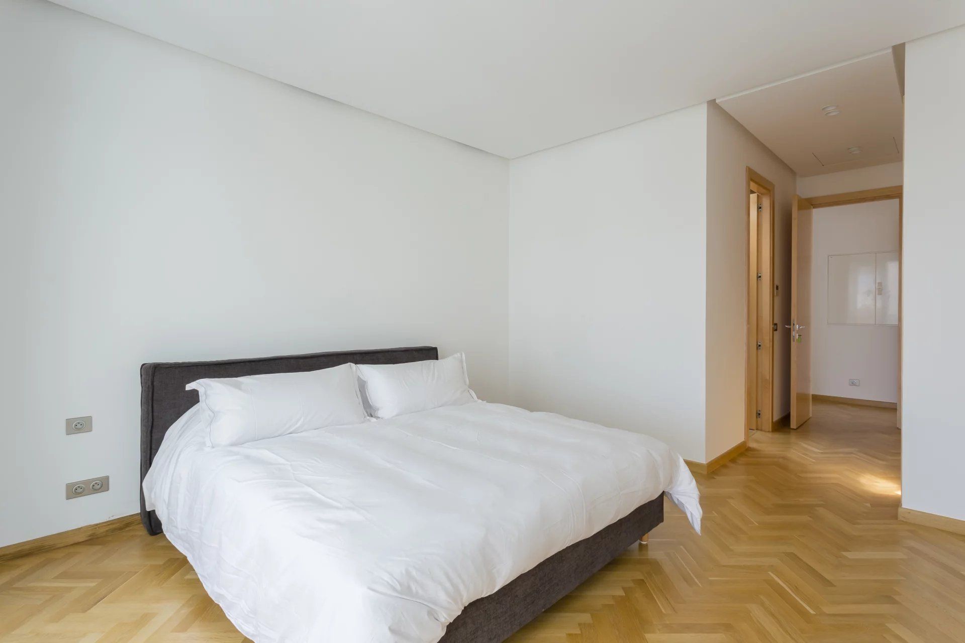 Buy Villa 10 rooms 2262 m² Rabat