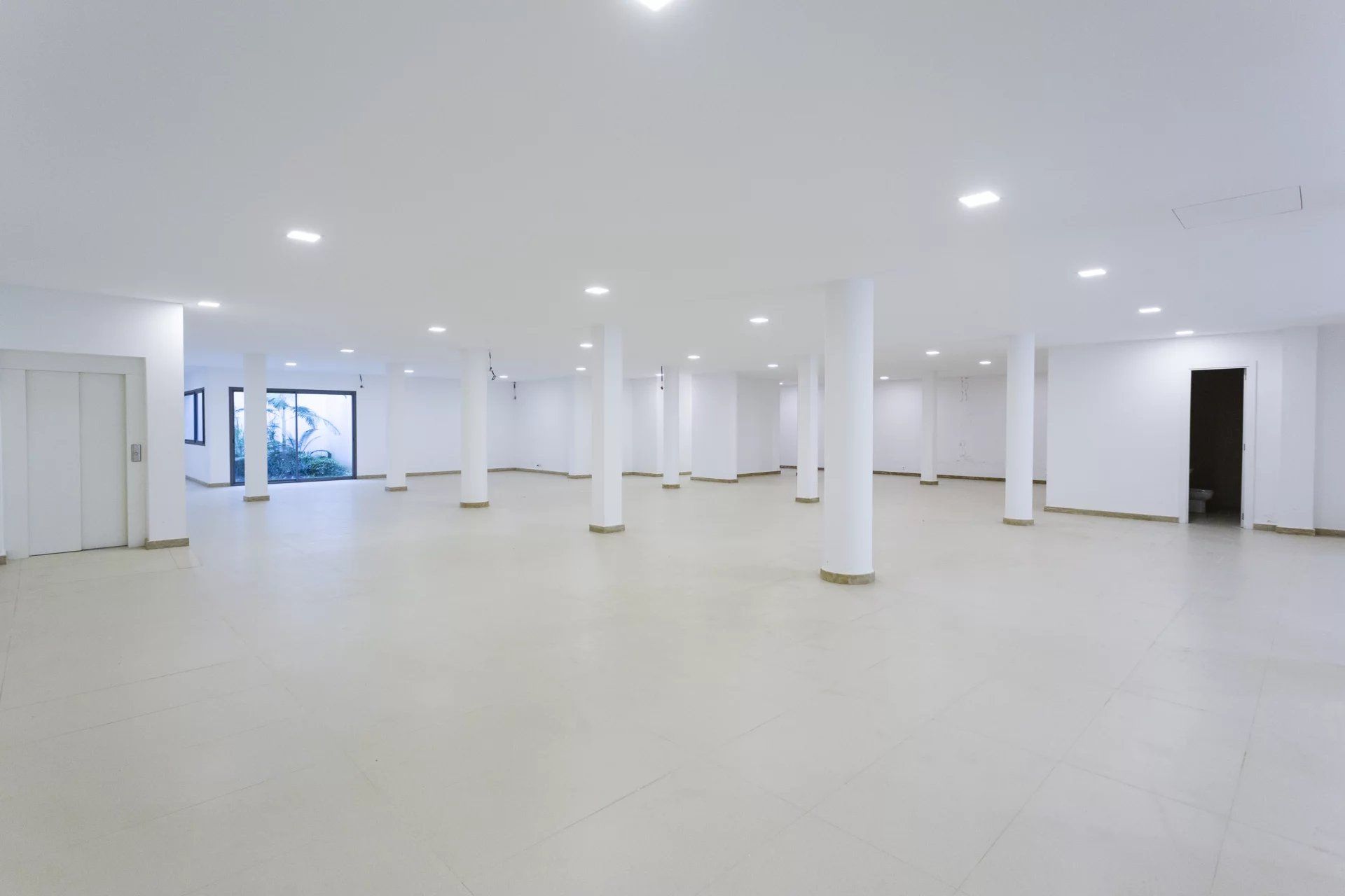 Buy Villa 10 rooms 2262 m² Rabat