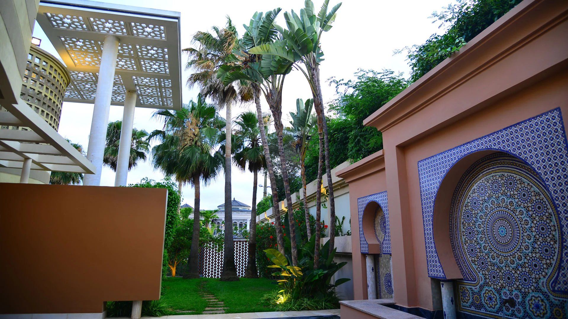 Buy Mansion (hôtel particulier) 20 rooms 2700 m² Rabat