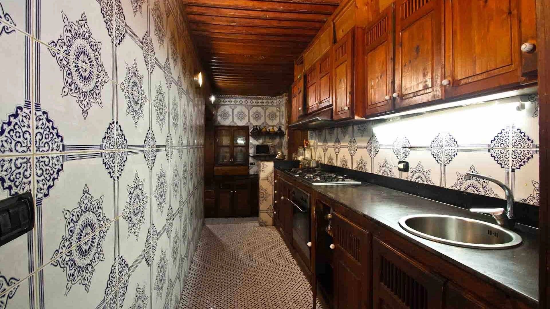 Buy Riad 13&nbsp;rooms 850&nbsp;m² Fès
