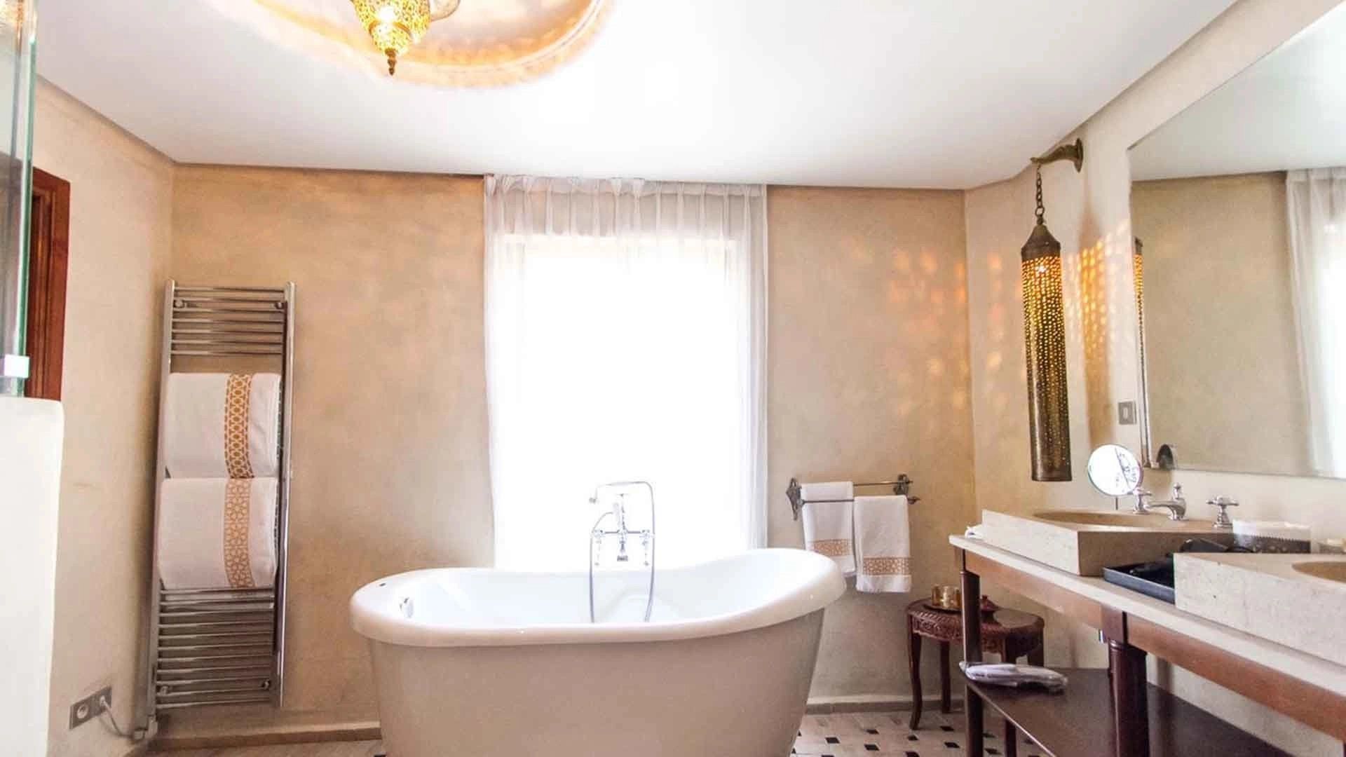 Acheter Riad 20&nbsp;pièces 1800&nbsp;m² Fès