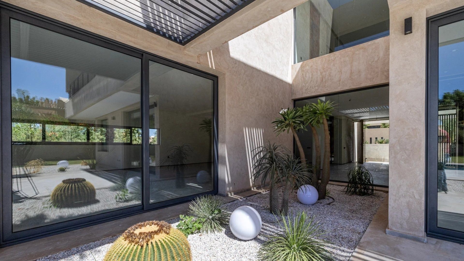 Louer Villa 10 pièces 675 m² Marrakech