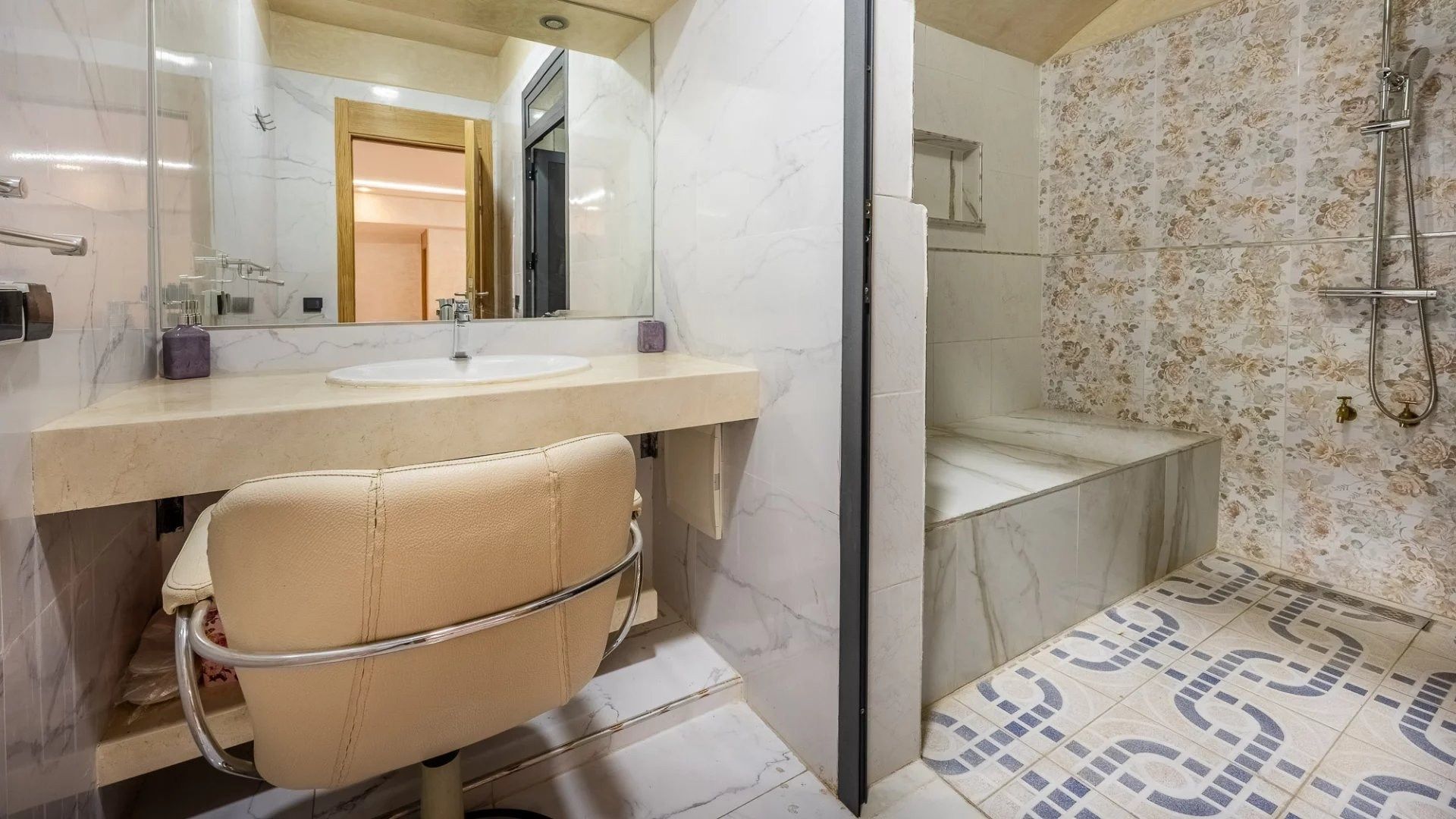 Buy Villa 8&nbsp;rooms 780&nbsp;m² Marrakech