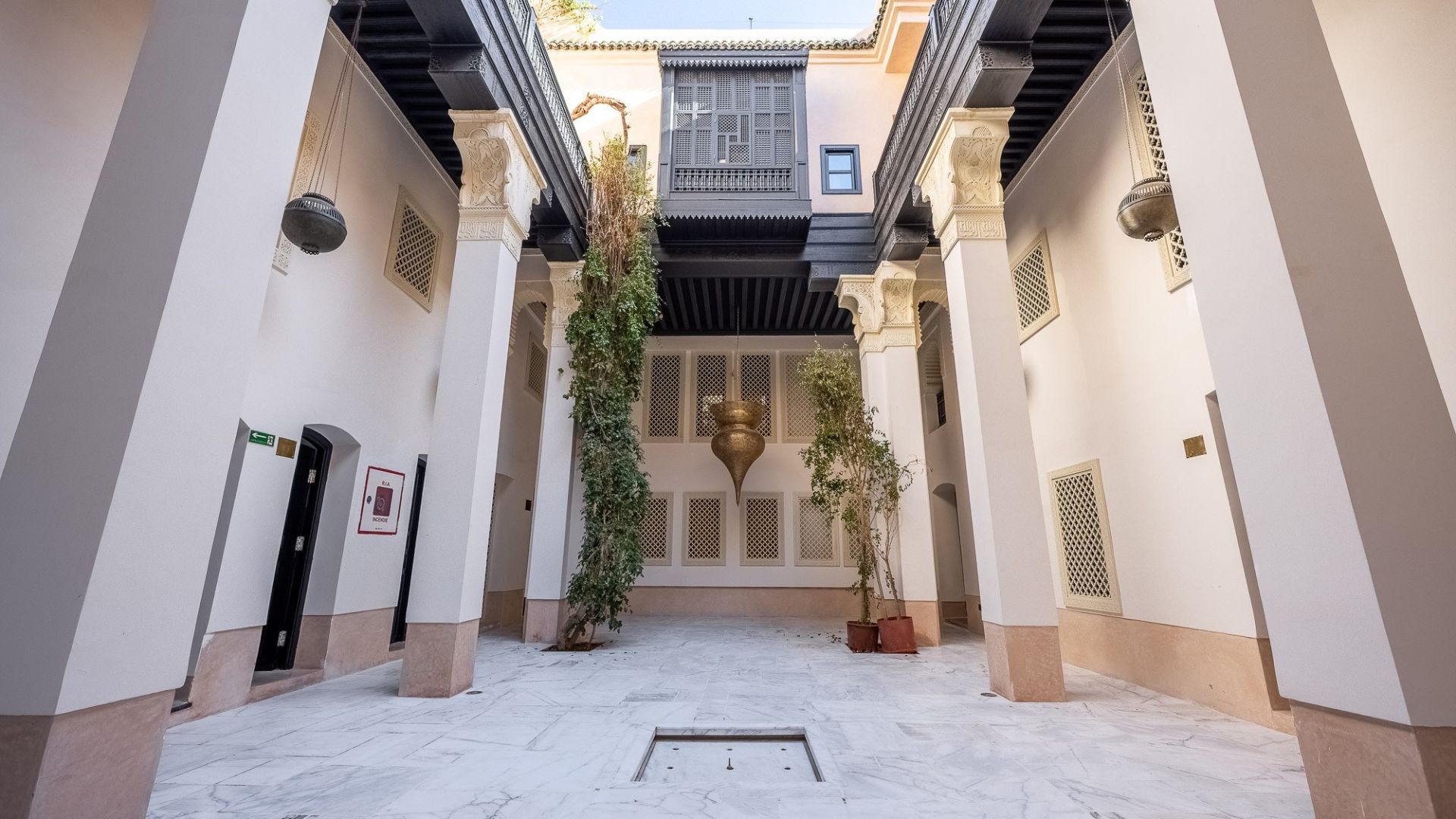 Acheter Riad 12&nbsp;pièces 800&nbsp;m² Marrakech