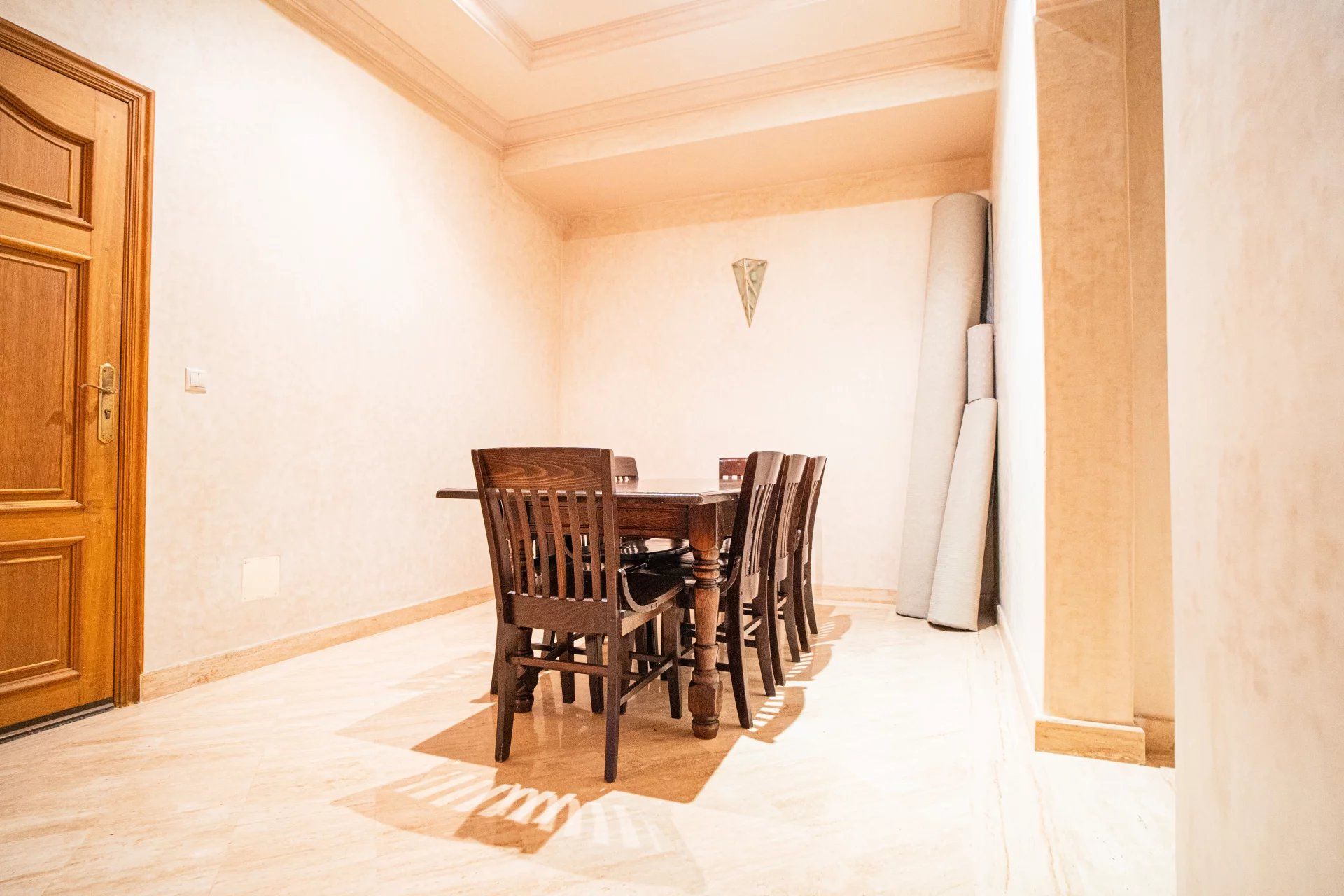 Louer Appartement 7 pièces 278 m² Tanger