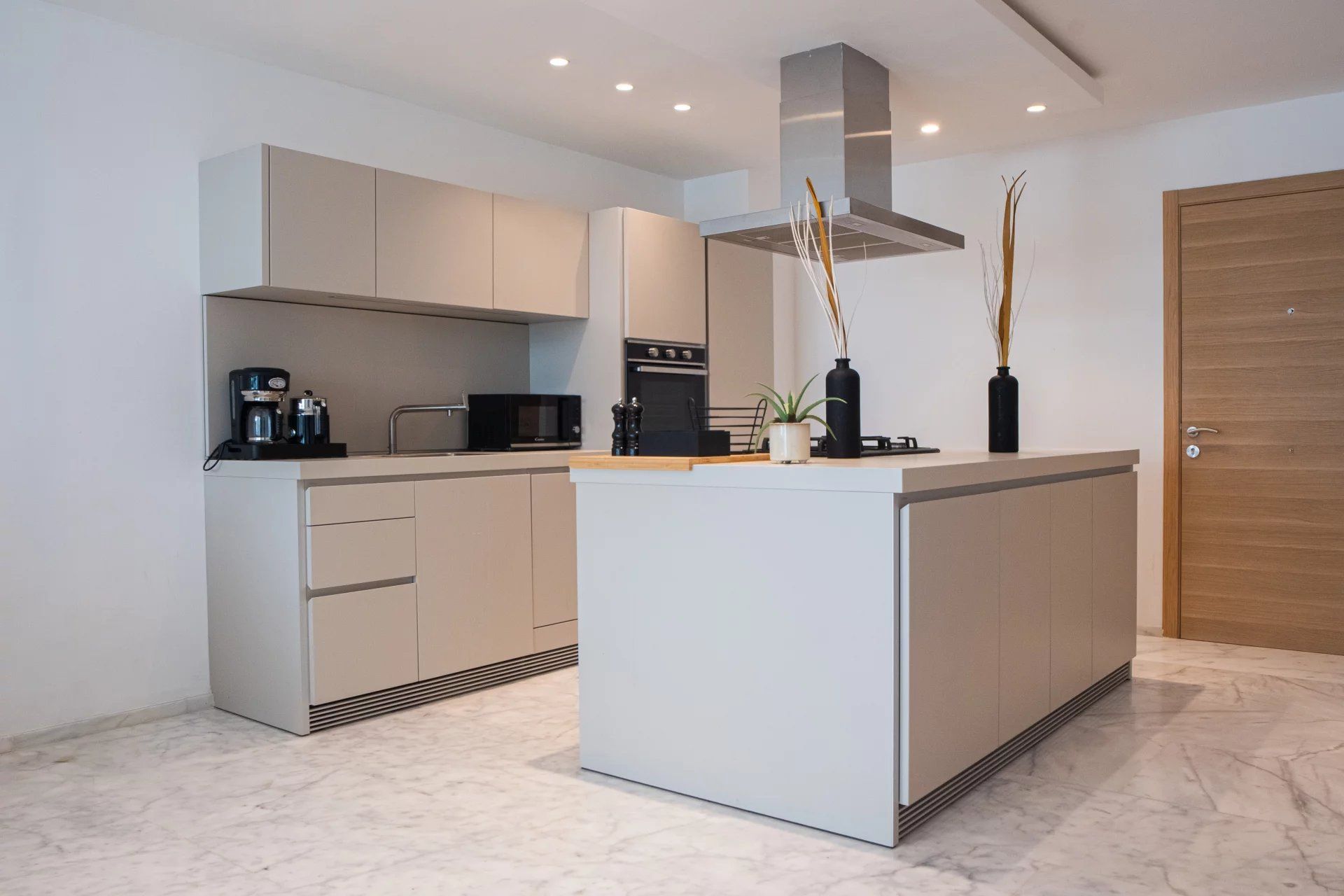 Louer Appartement 4 pièces 130 m² Tanger