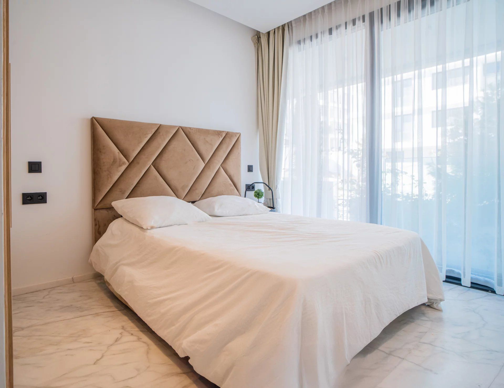 Louer Appartement 4 pièces 130 m² Tanger