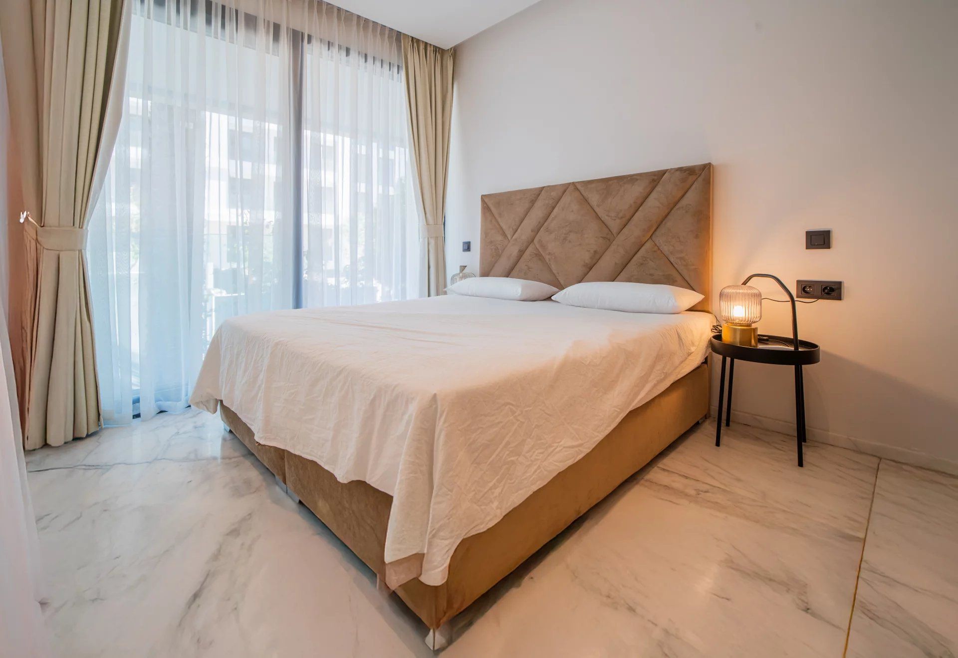 Louer Appartement 4 pièces 130 m² Tanger