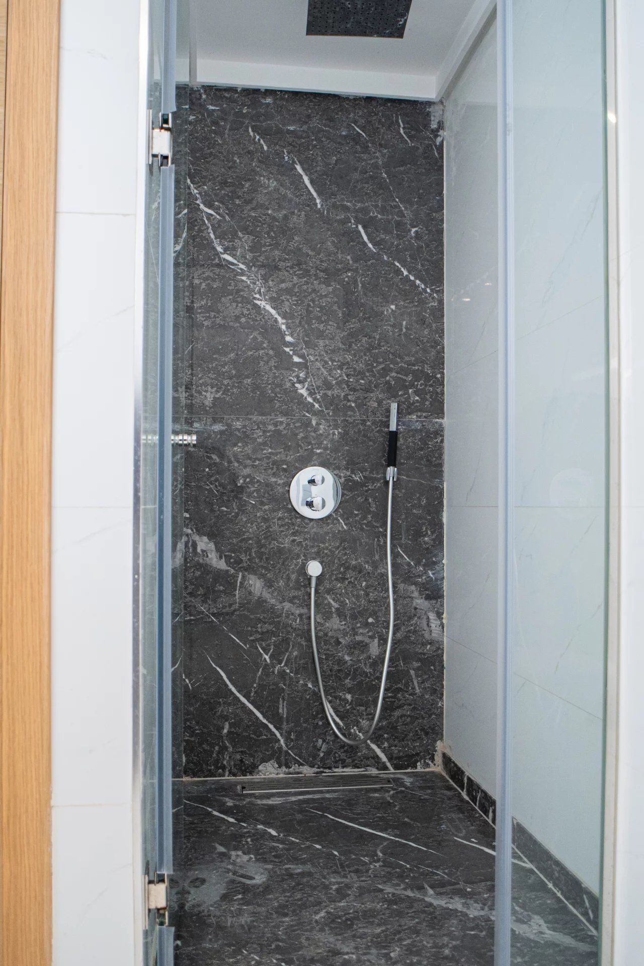 Louer Appartement 4 pièces 130 m² Tanger