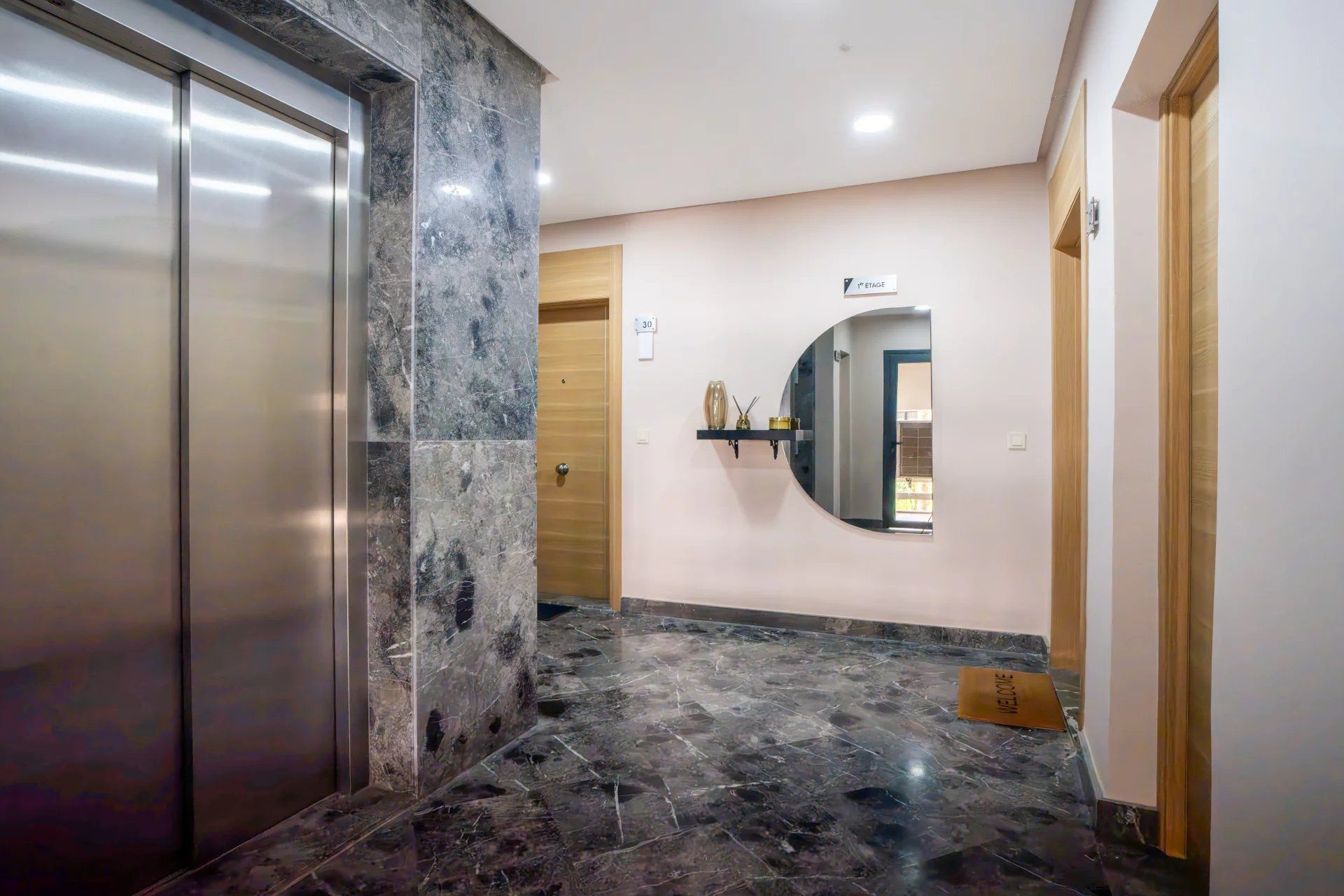 Louer Appartement 4 pièces 130 m² Tanger