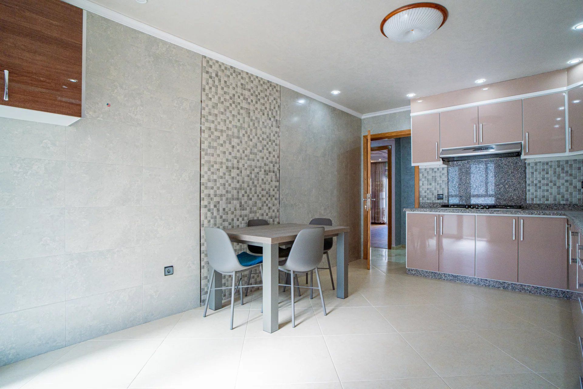 Acheter Appartement 6&nbsp;pièces 234&nbsp;m² Tanger
