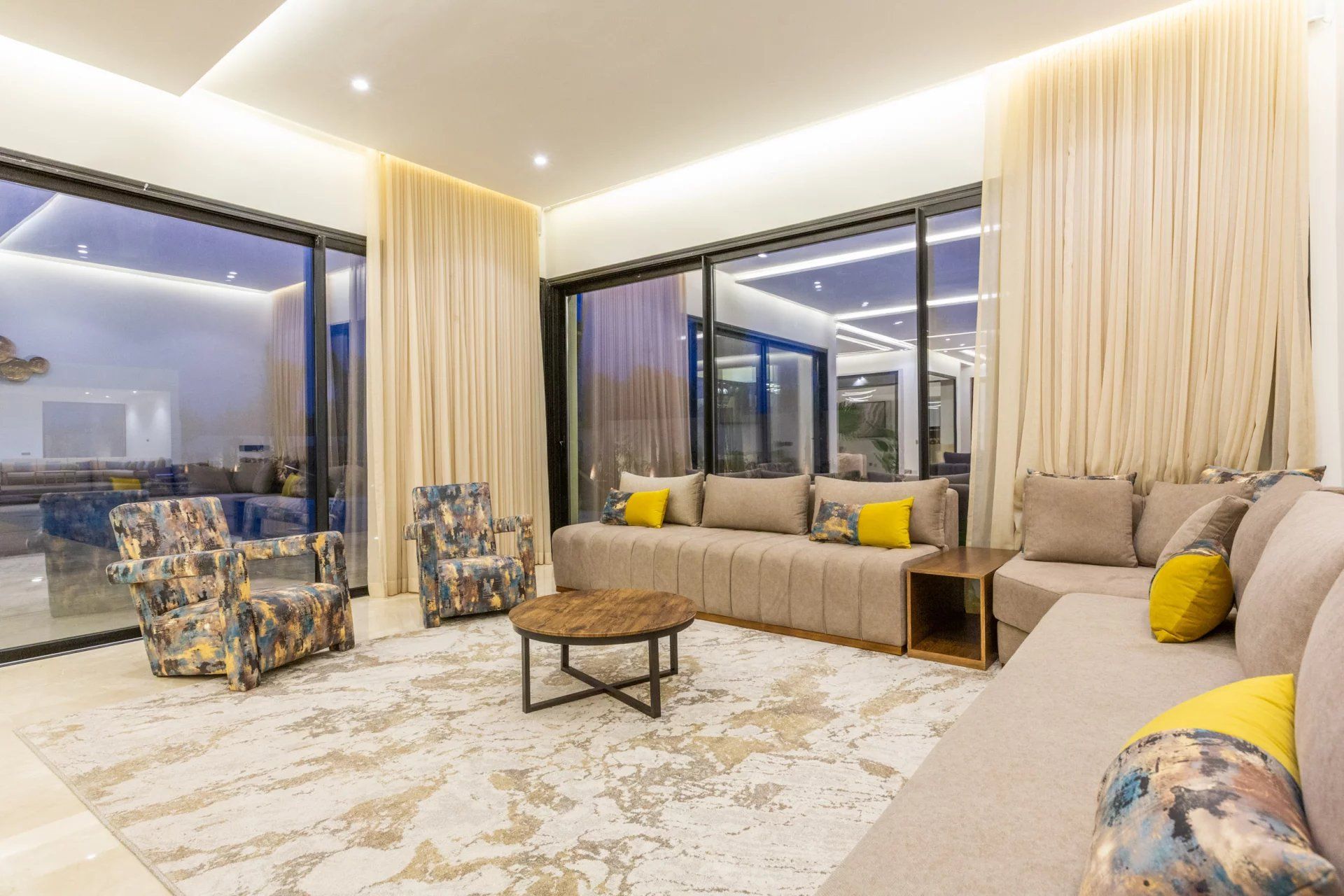 Buy Villa 6&nbsp;rooms 350&nbsp;m² Marrakech