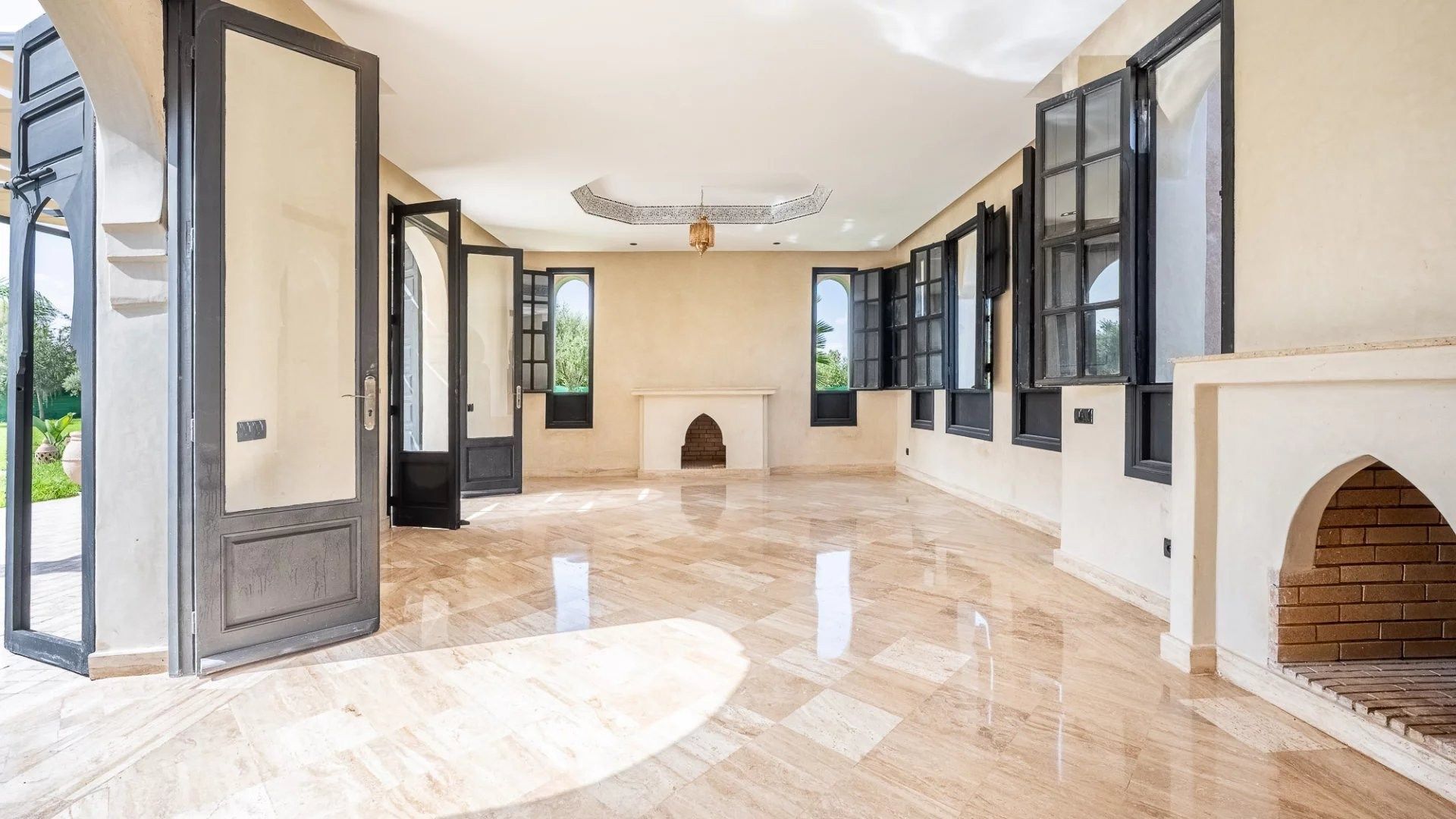 Buy Villa 7&nbsp;rooms 360&nbsp;m² Marrakech