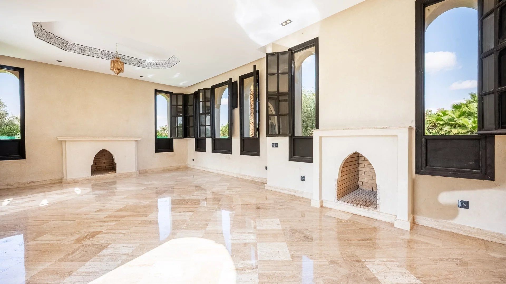 Buy Villa 7&nbsp;rooms 360&nbsp;m² Marrakech