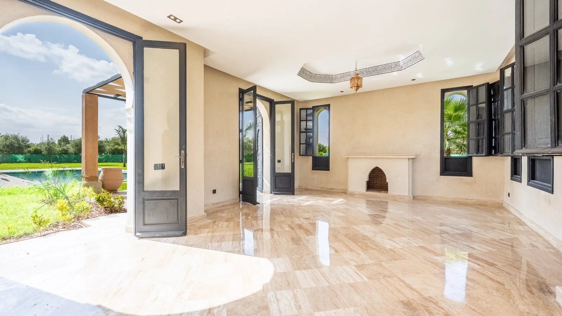 Buy Villa 7&nbsp;rooms 360&nbsp;m² Marrakech