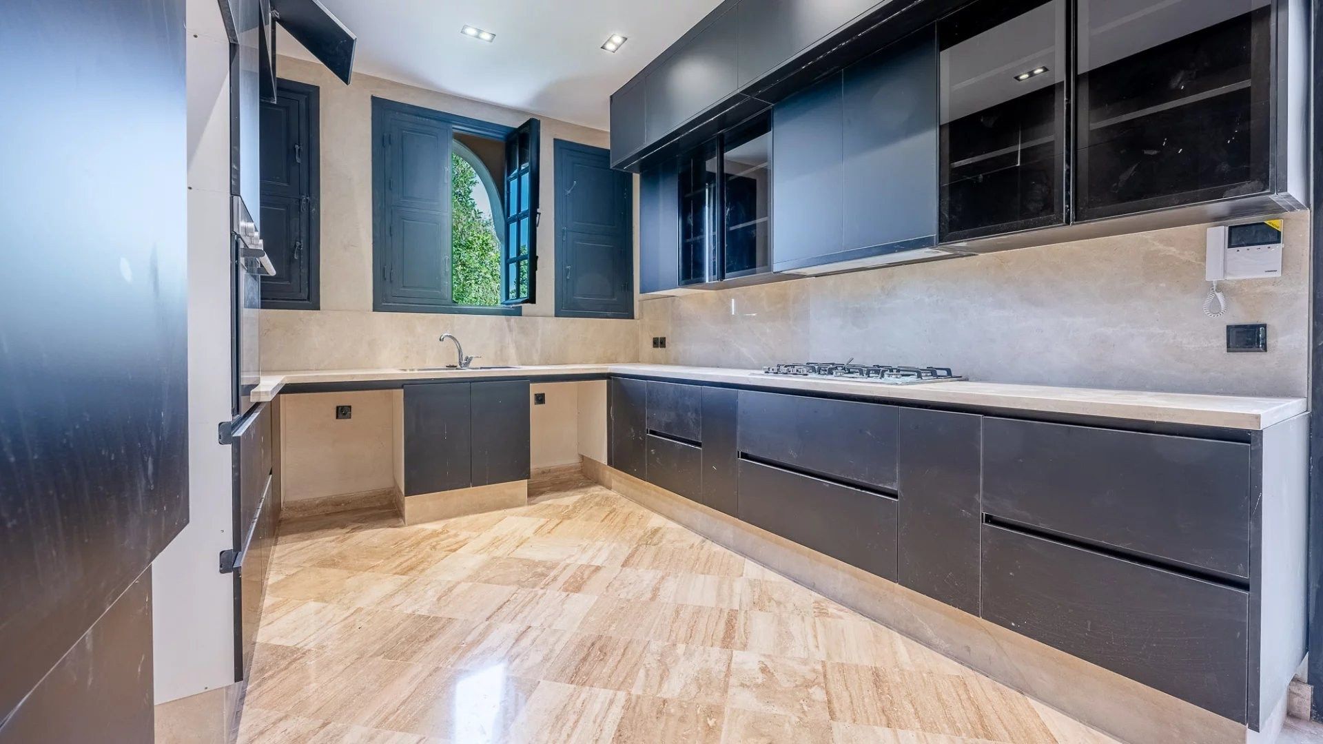 Buy Villa 7&nbsp;rooms 360&nbsp;m² Marrakech