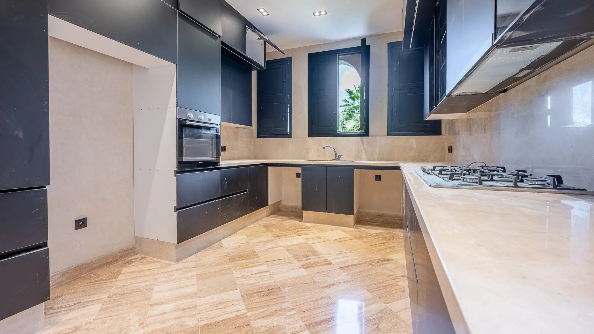 Buy Villa 7&nbsp;rooms 360&nbsp;m² Marrakech