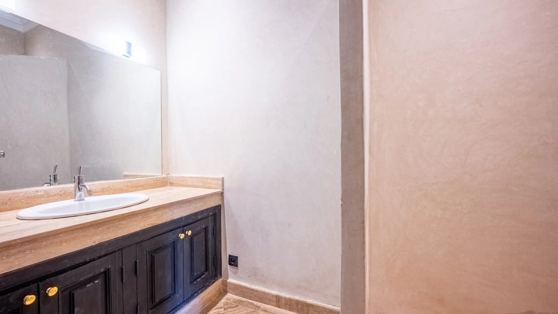 Buy Villa 7&nbsp;rooms 360&nbsp;m² Marrakech