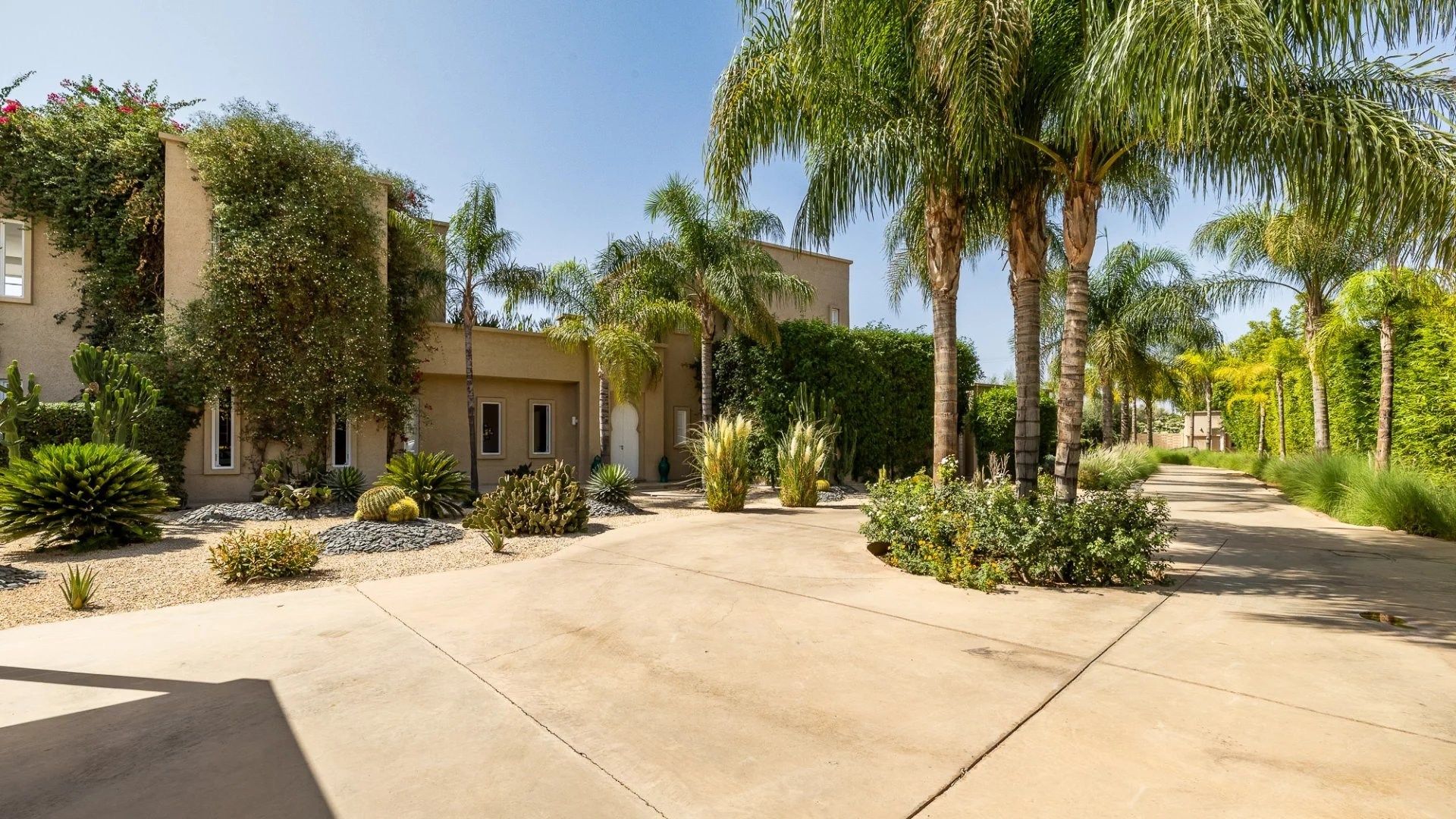 Buy Villa 10&nbsp;rooms 920&nbsp;m² Marrakech