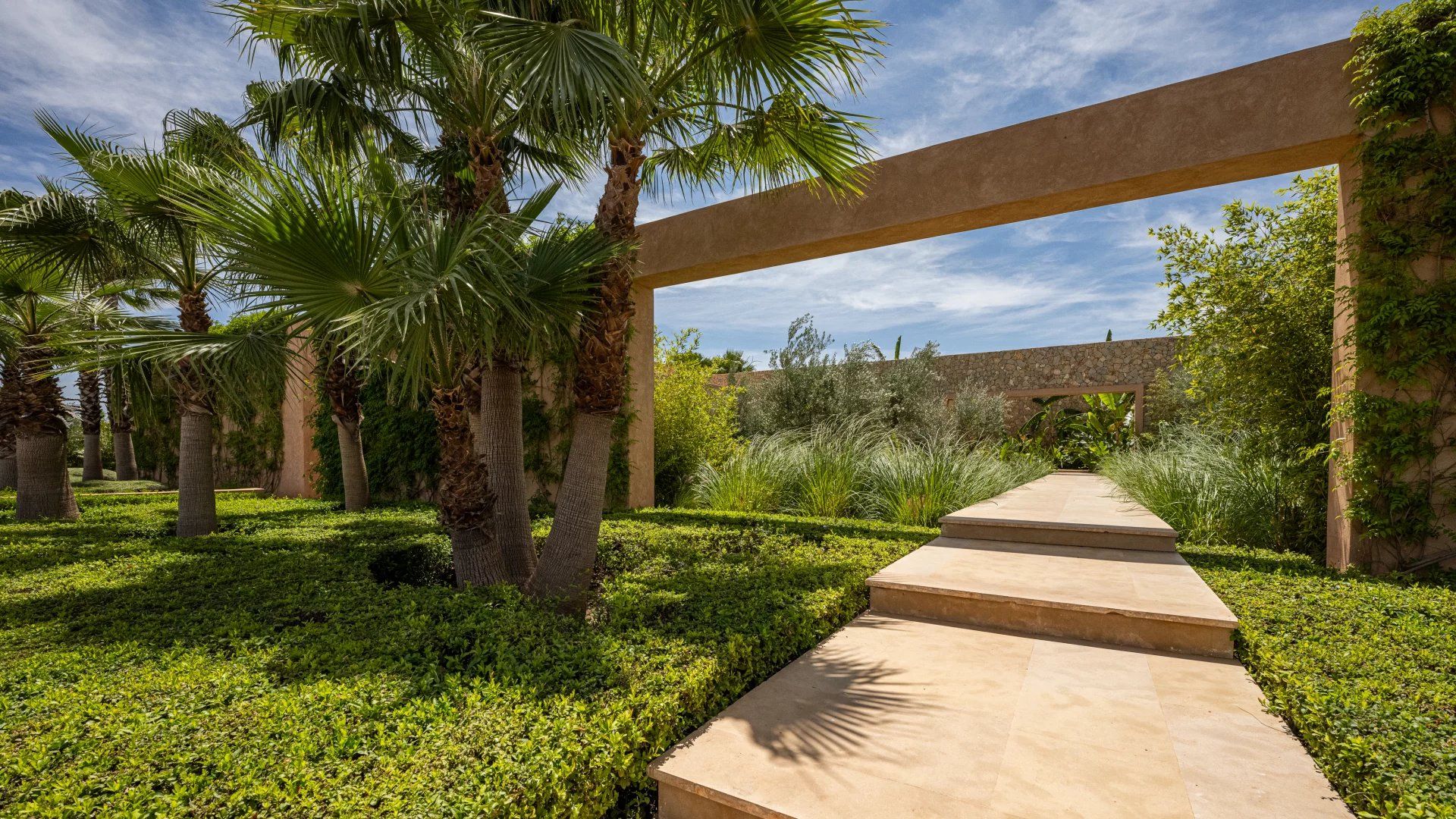 Buy Villa 10 rooms 2000 m² Marrakech