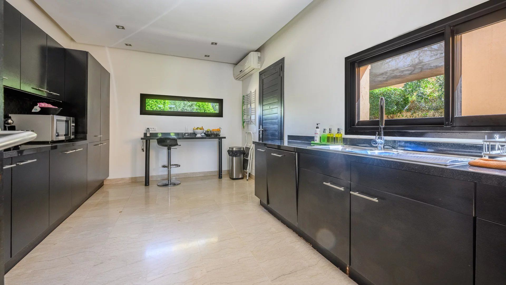 Buy Villa 7 rooms 400 m² Marrakech