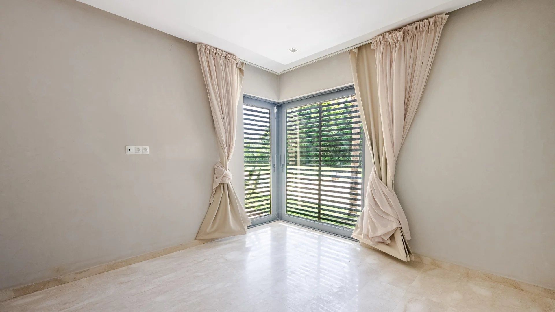 Buy Villa 6&nbsp;rooms 420&nbsp;m² Marrakech