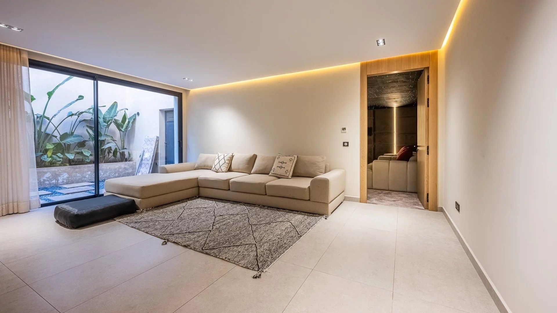 Buy Villa 6&nbsp;rooms 700&nbsp;m² Marrakech