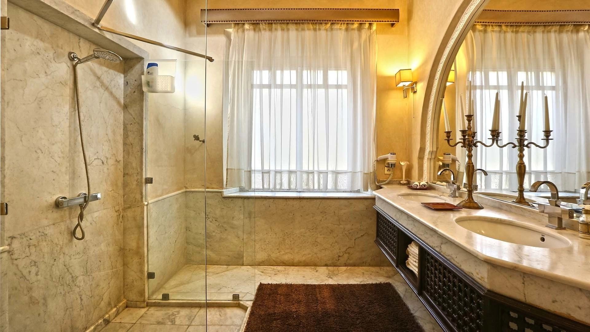 Buy Villa 24&nbsp;rooms 1490&nbsp;m² Marrakech