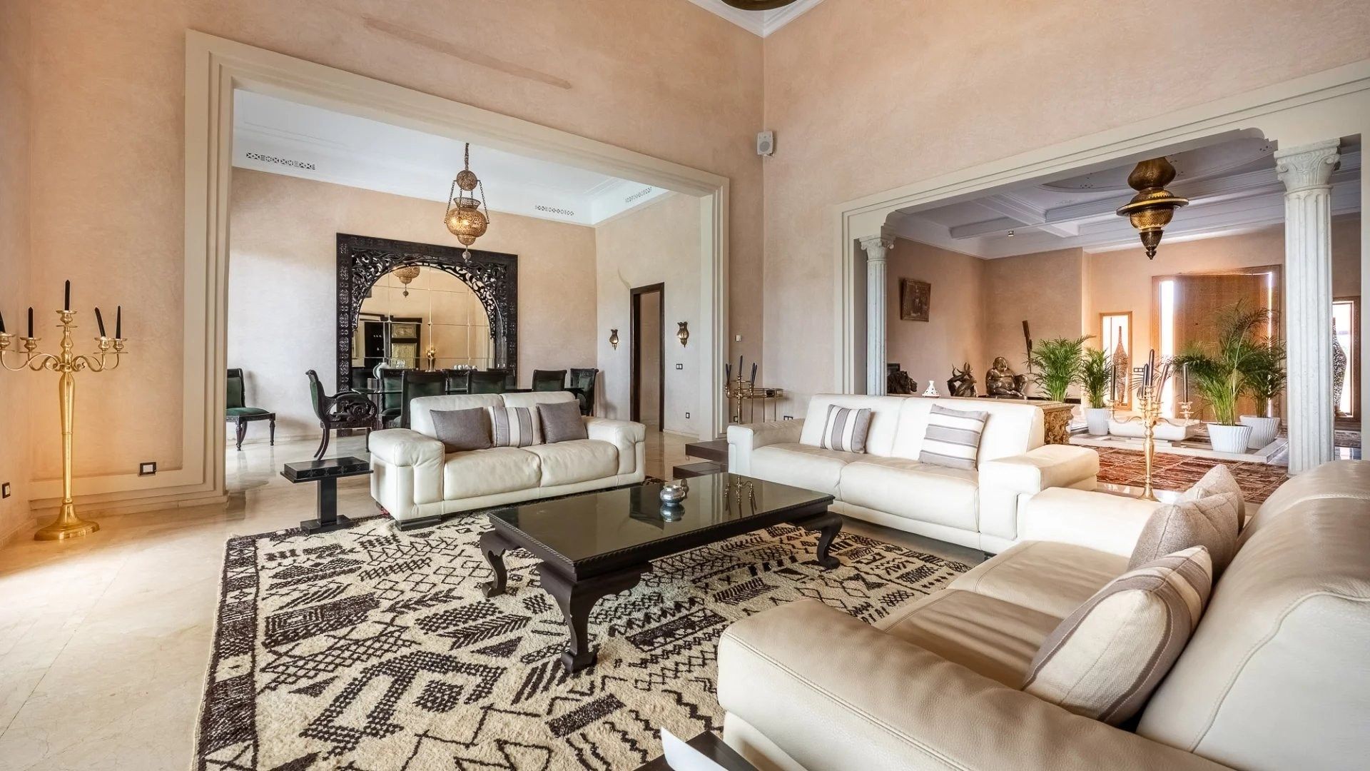 Buy Villa 7&nbsp;rooms 650&nbsp;m² Marrakech