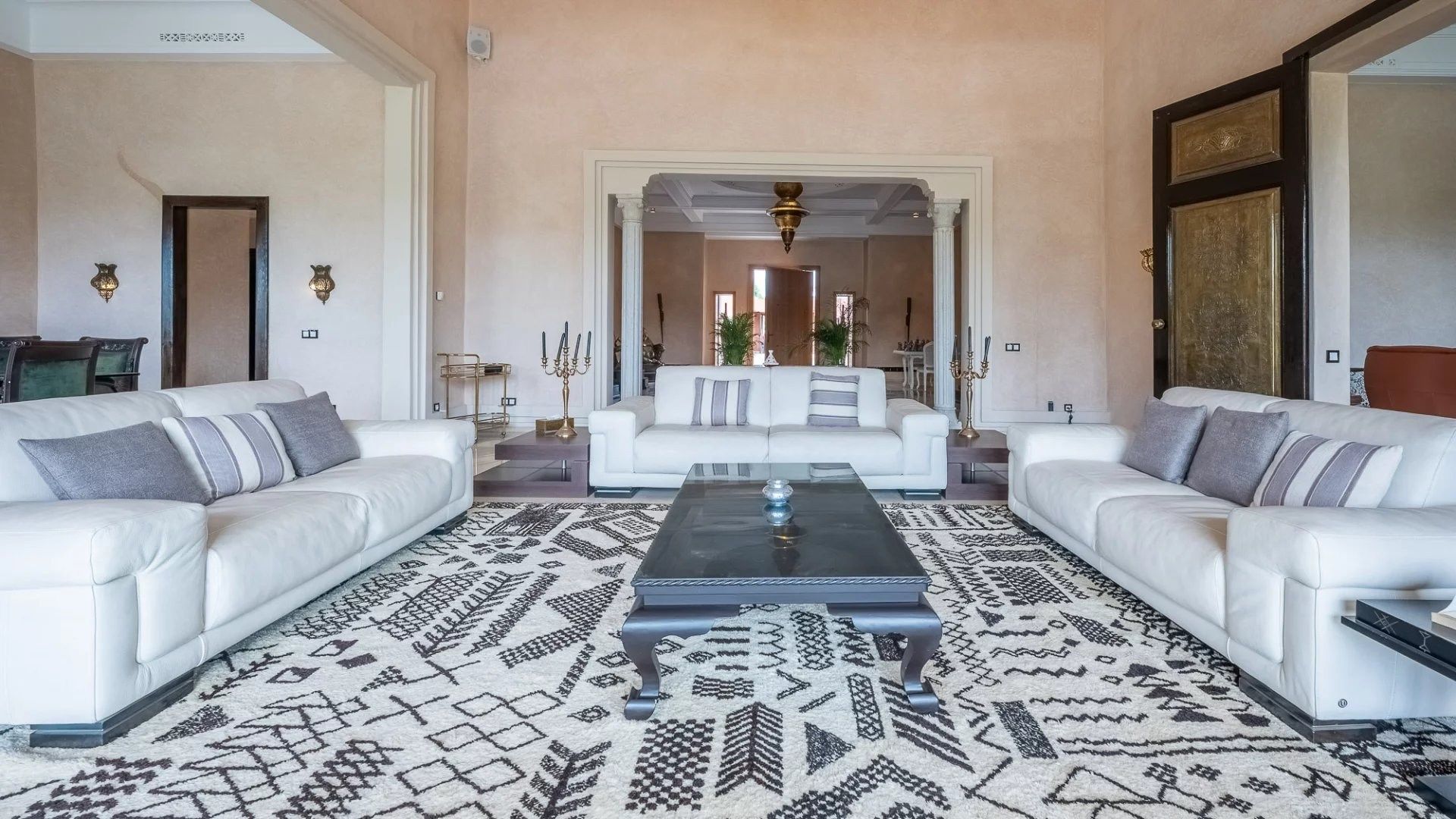 Buy Villa 7&nbsp;rooms 650&nbsp;m² Marrakech