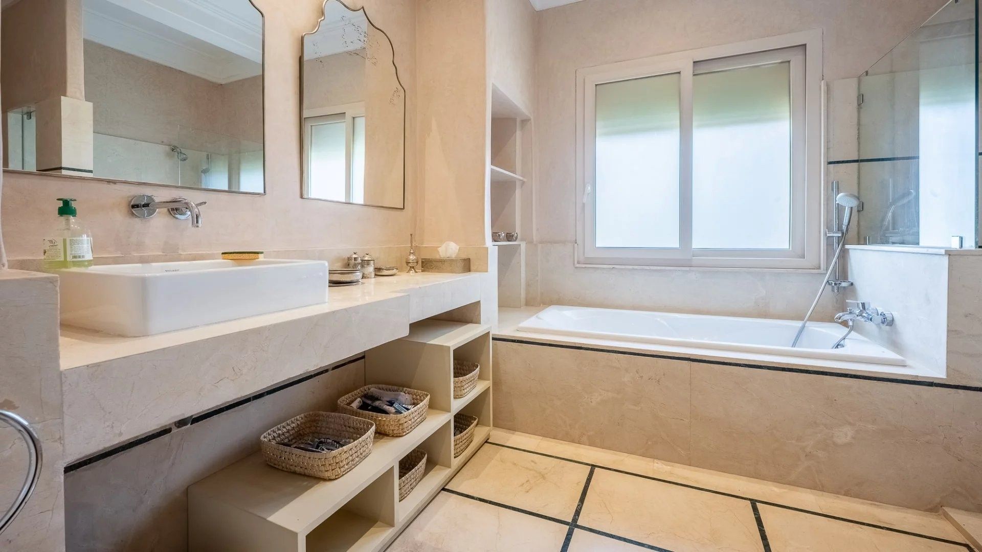 Buy Villa 7&nbsp;rooms 650&nbsp;m² Marrakech