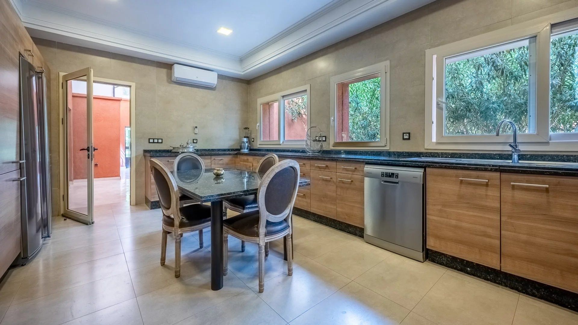 Buy Villa 7&nbsp;rooms 650&nbsp;m² Marrakech