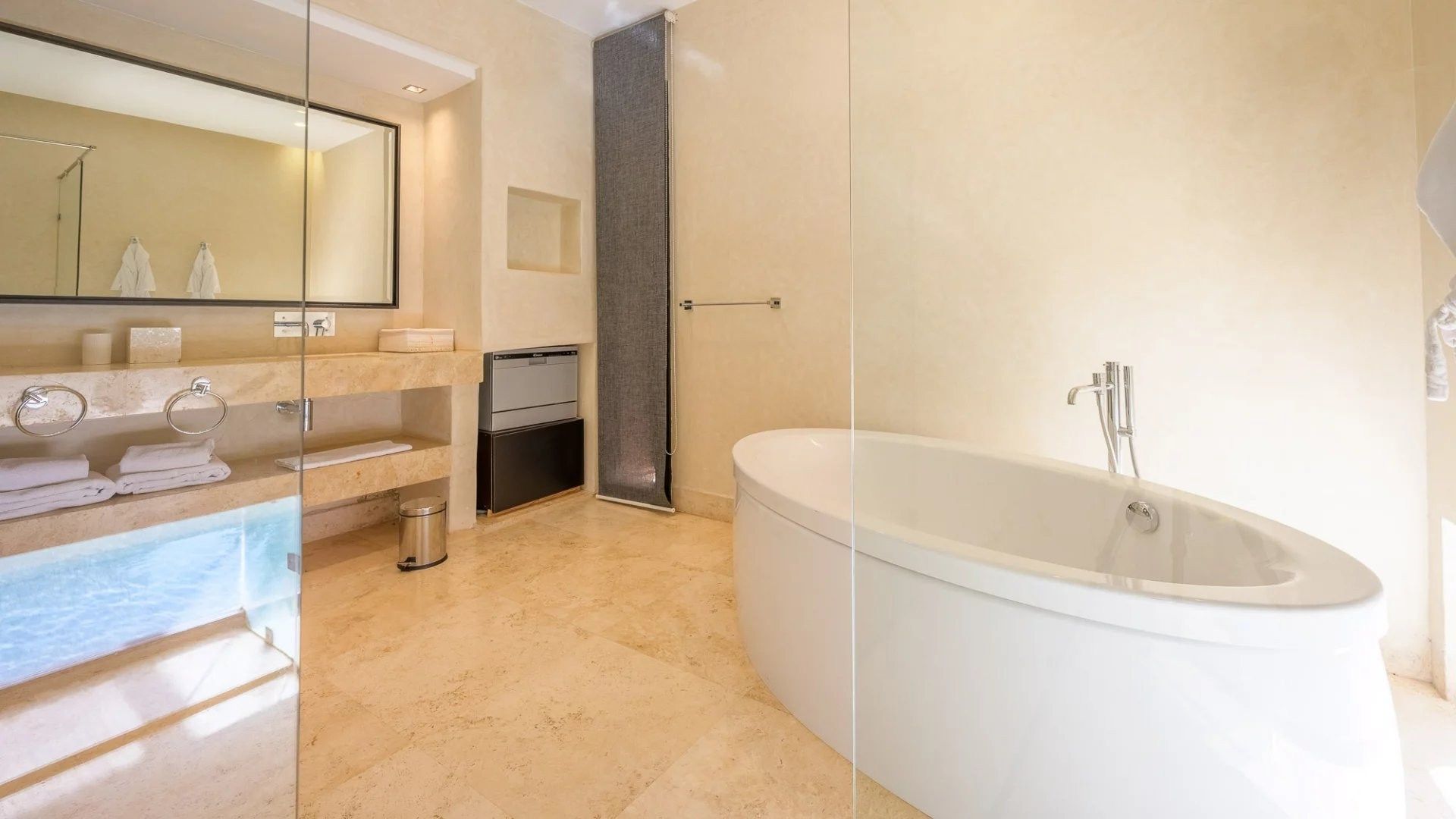 Louer Villa 8&nbsp;pièces 461&nbsp;m² Marrakech