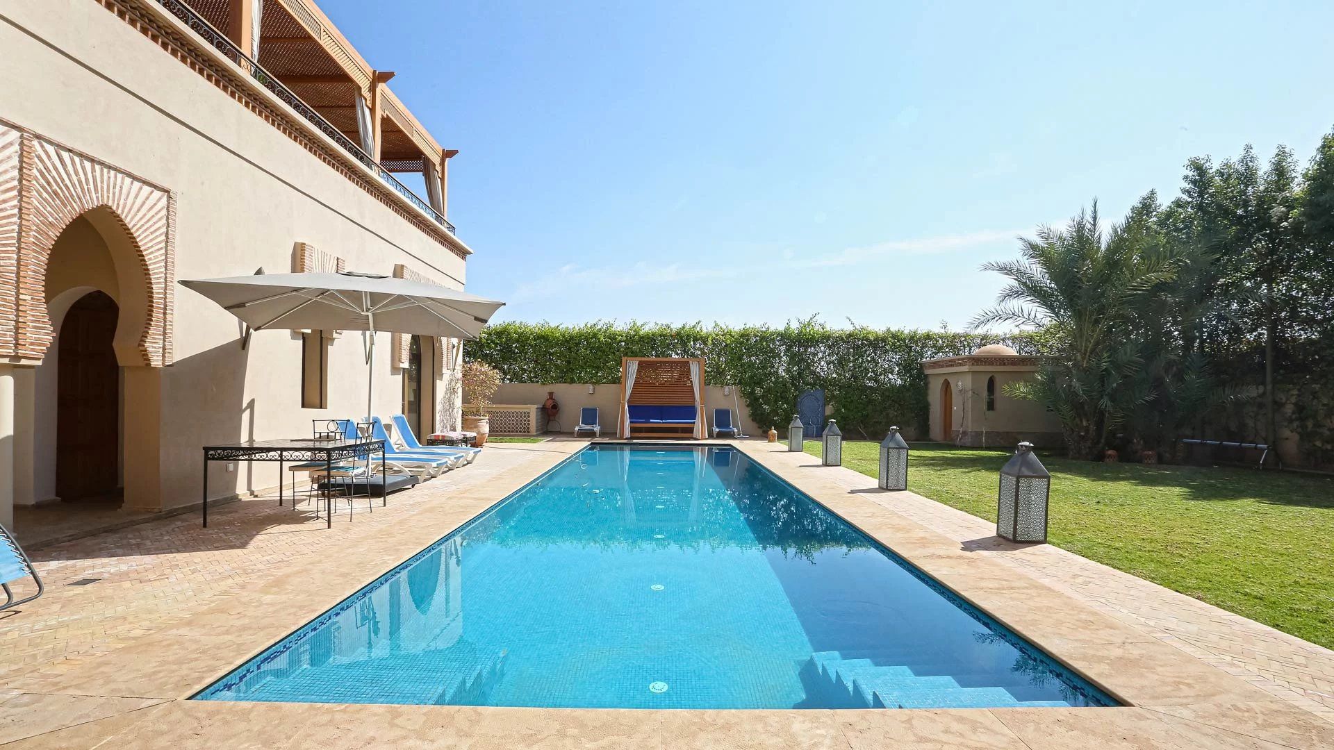 Louer Villa 10 pièces 900 m² Marrakech