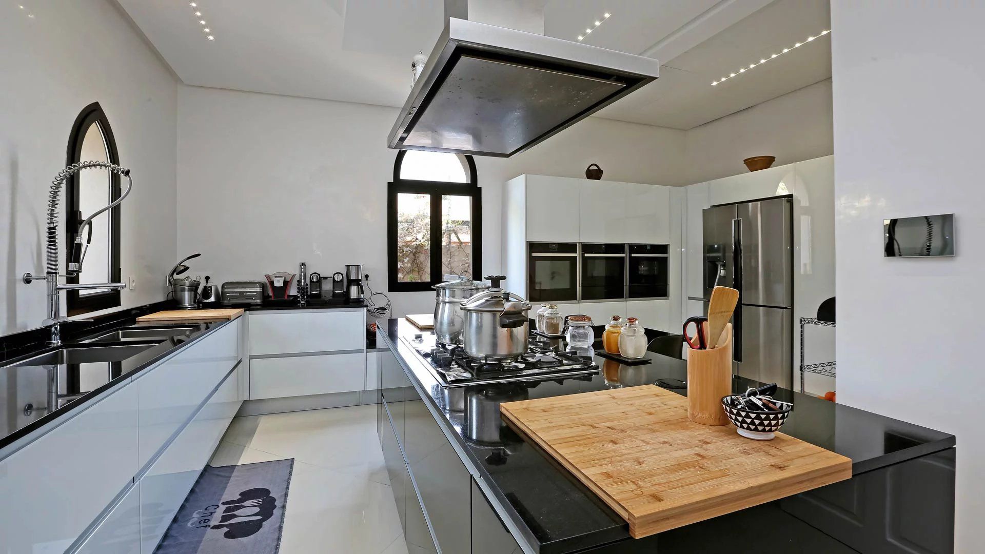 Louer Villa 10 pièces 900 m² Marrakech