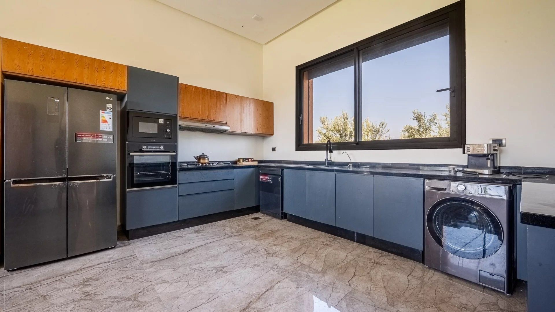 Buy Villa 9 rooms 460 m² Tameslouhte