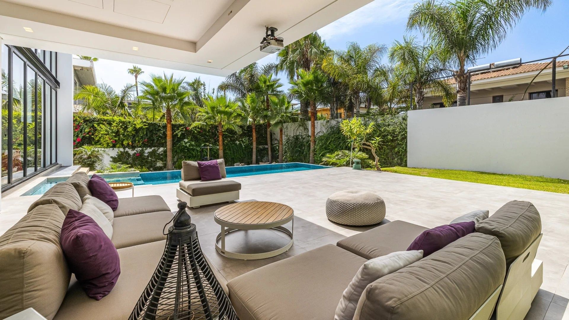 Buy Villa 6 rooms 880 m² Rabat